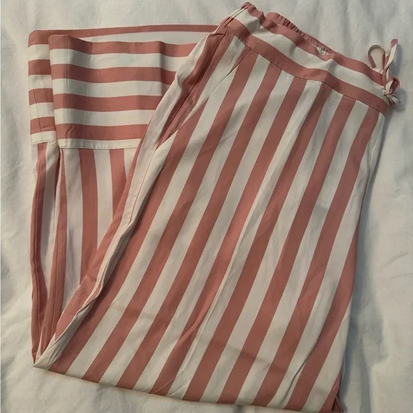 NWT Lauren Ralph Lauren Coral and White Striped Pants - Picture 3 of 7